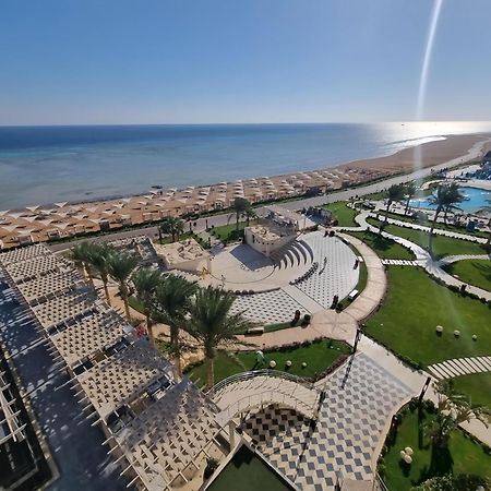 Luxury Beachfront Studio- Foreign Nationals Only Hurghada Exterior photo