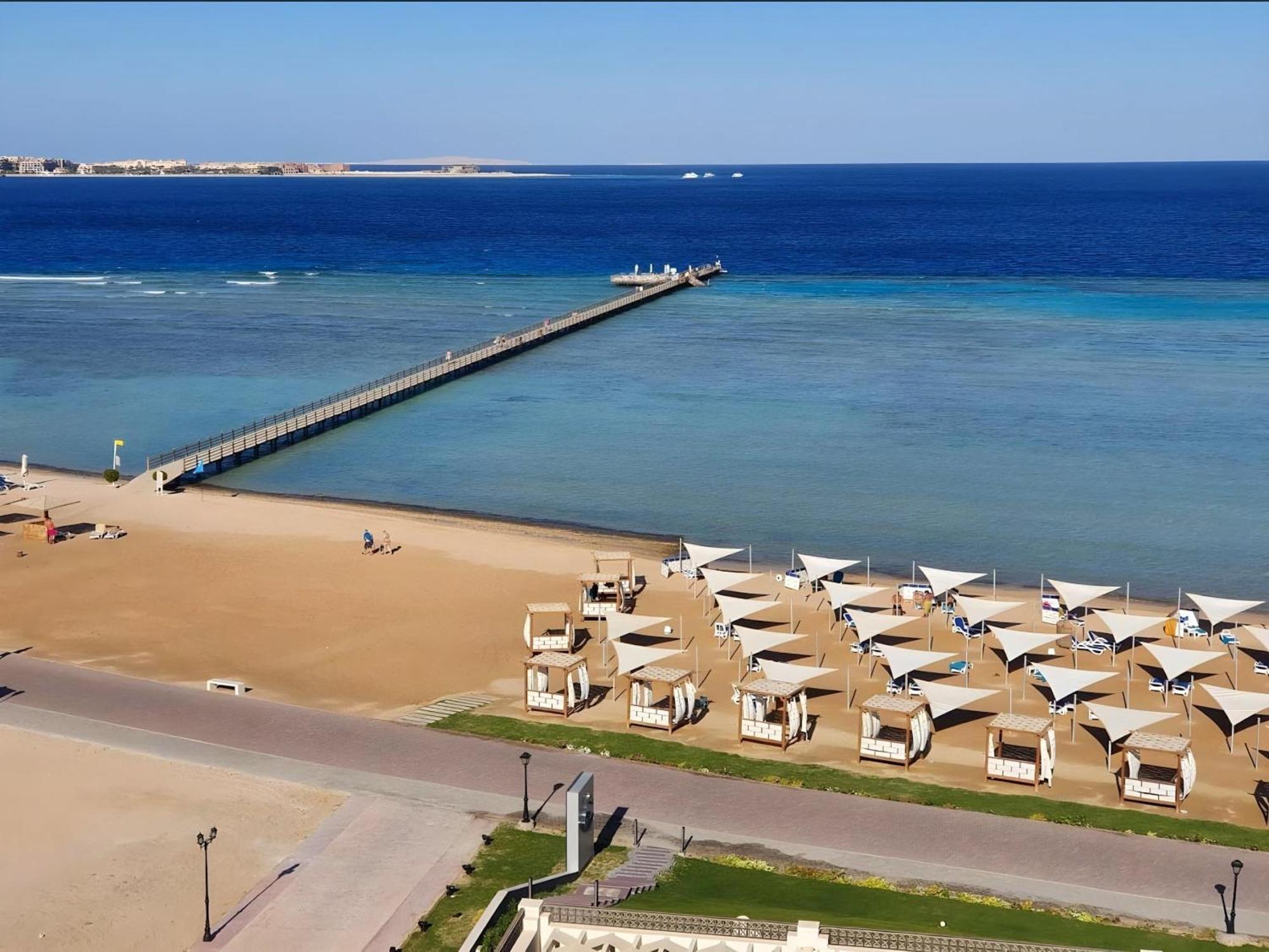 Luxury Beachfront Studio- Foreign Nationals Only Hurghada Exterior photo