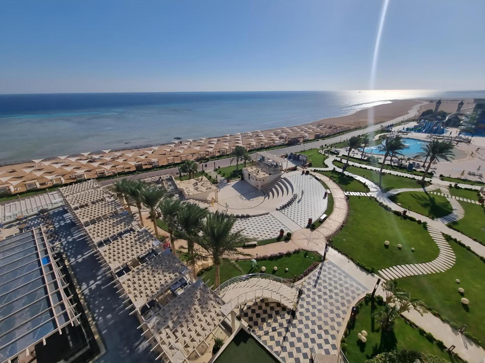 Luxury Beachfront Studio- Foreign Nationals Only Hurghada Exterior photo